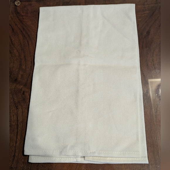 2/$18 NWOT Frenchie Holiday Hand Towel - Picture 2 of 5